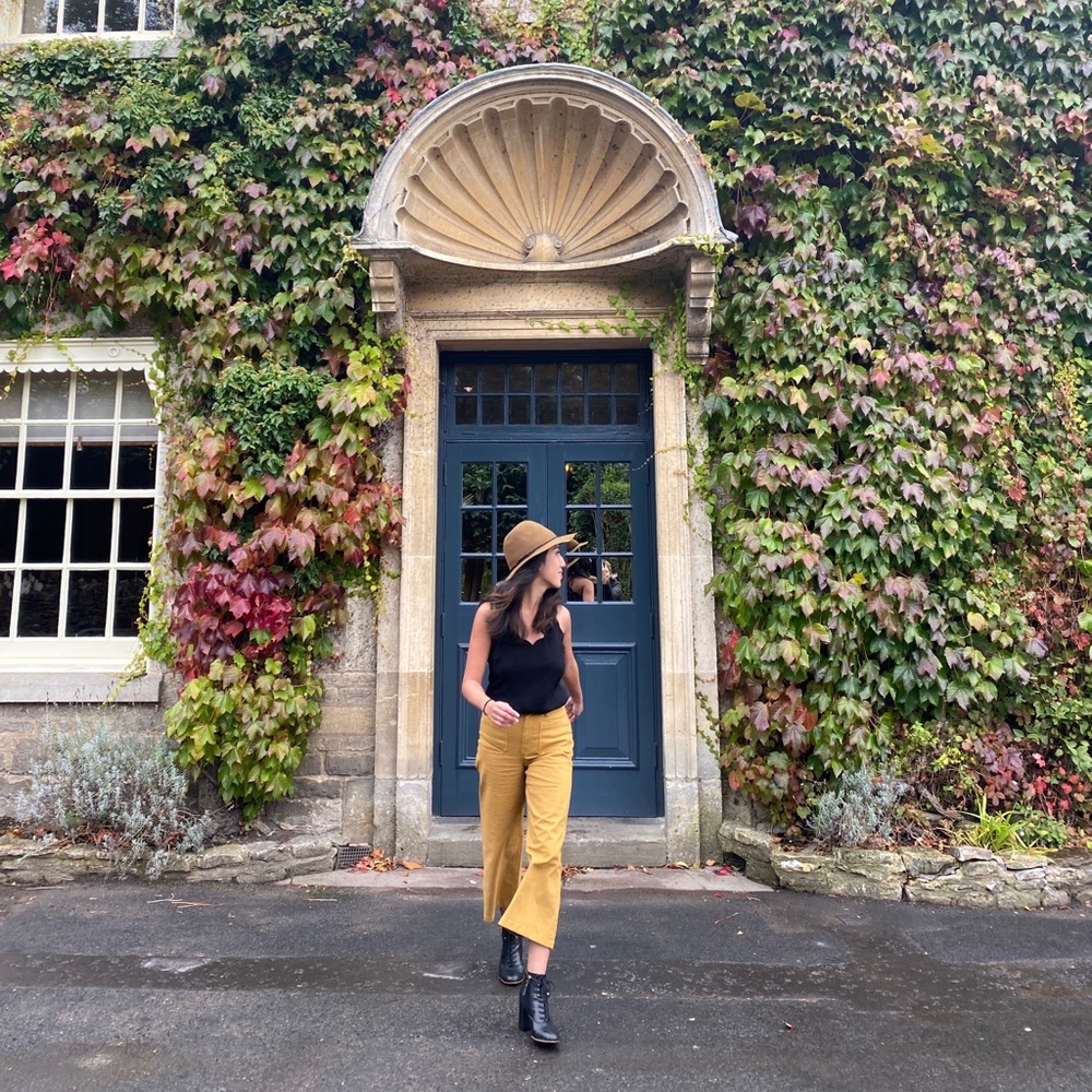 Meet your Posher, Jeannie